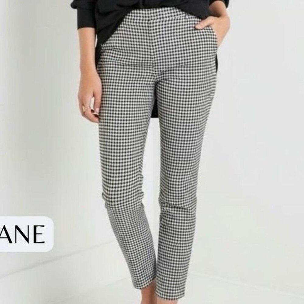 Sezane Houndstooth Straight Leg Pants | Black and White in 36
